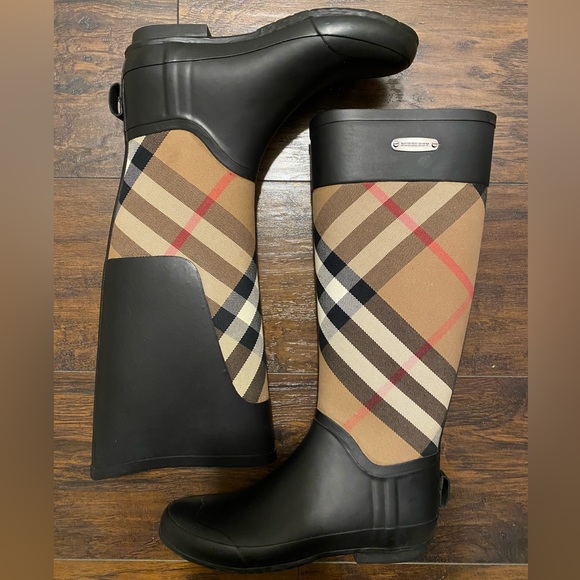 burberry print rain boots